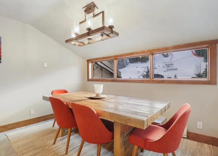 Vp-c112 Village Point Apartment *